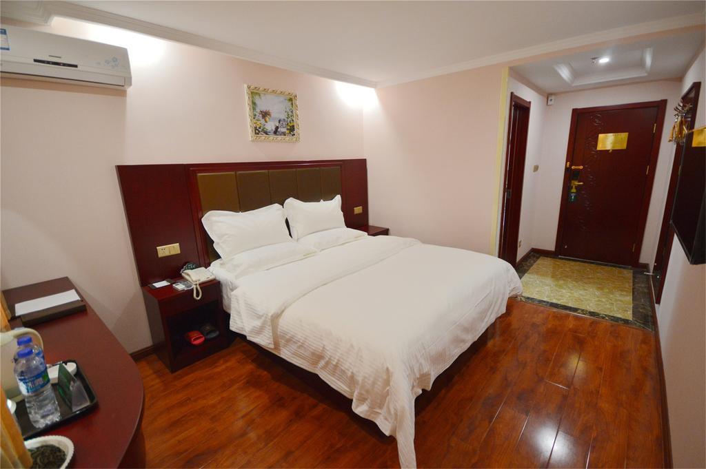 Greentree Inn Guangxi Yulin Jincheng Commercial Building Shell Hotel Extérieur photo